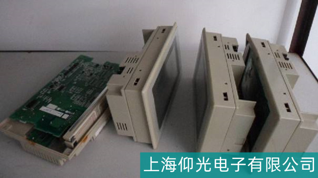 歐姆龍觸摸屏維修中心驅(qū)動(dòng)器的led燈不亮