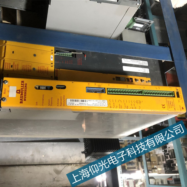 包米勒單軸伺服驅(qū)動器面板無顯示常見故障維修步驟
