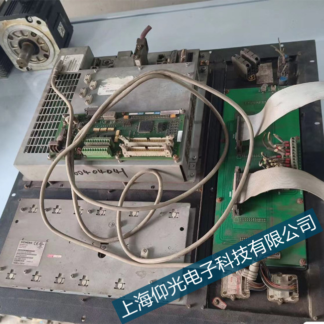 西門子數控系統(tǒng)電源接通后無基本畫面顯示維修方法
