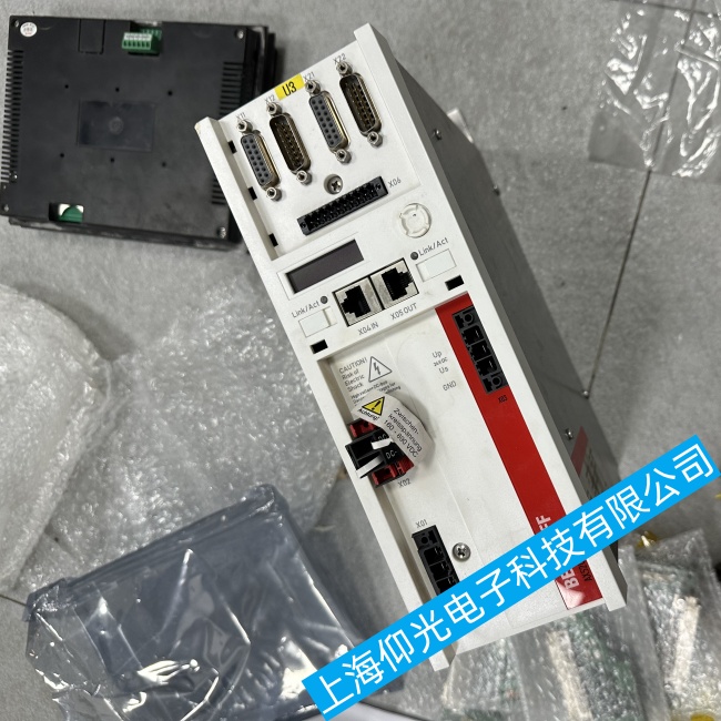 倍福AX5203驅(qū)動器無法正常上電顯示故障維修如何處理